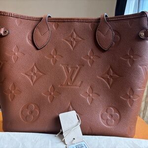 Louis Vuitton Neverfull Cognac with pouch